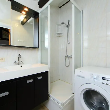 בית נופש Noordzeepark Zeewind By Interhome *