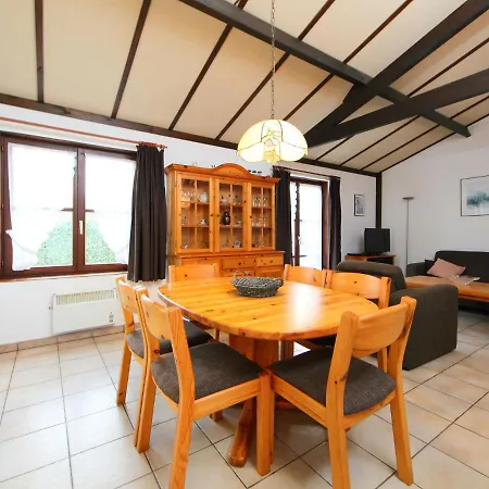 בית נופש Noordzeepark Zeewind By Interhome *